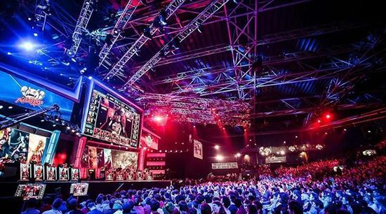 赛场屡屡破 赛场屡屡破