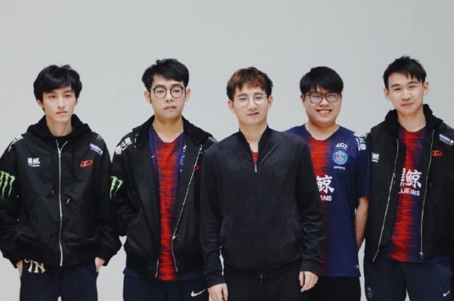 不仅展现了 不仅展现了