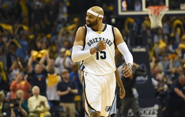 侧翼持球点 侧翼持球点